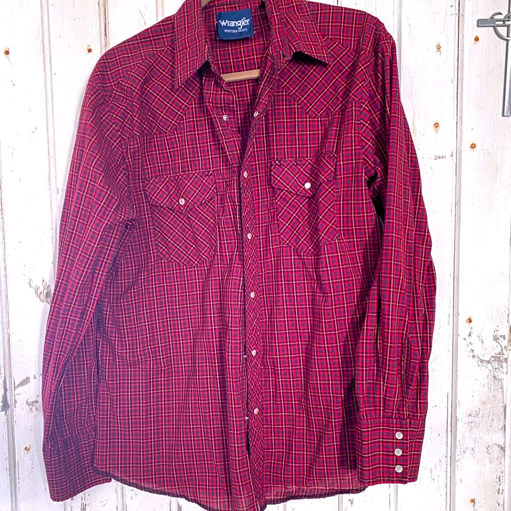 Wrangler Western Style Button Down Shirt